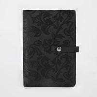Black Pattern Holder